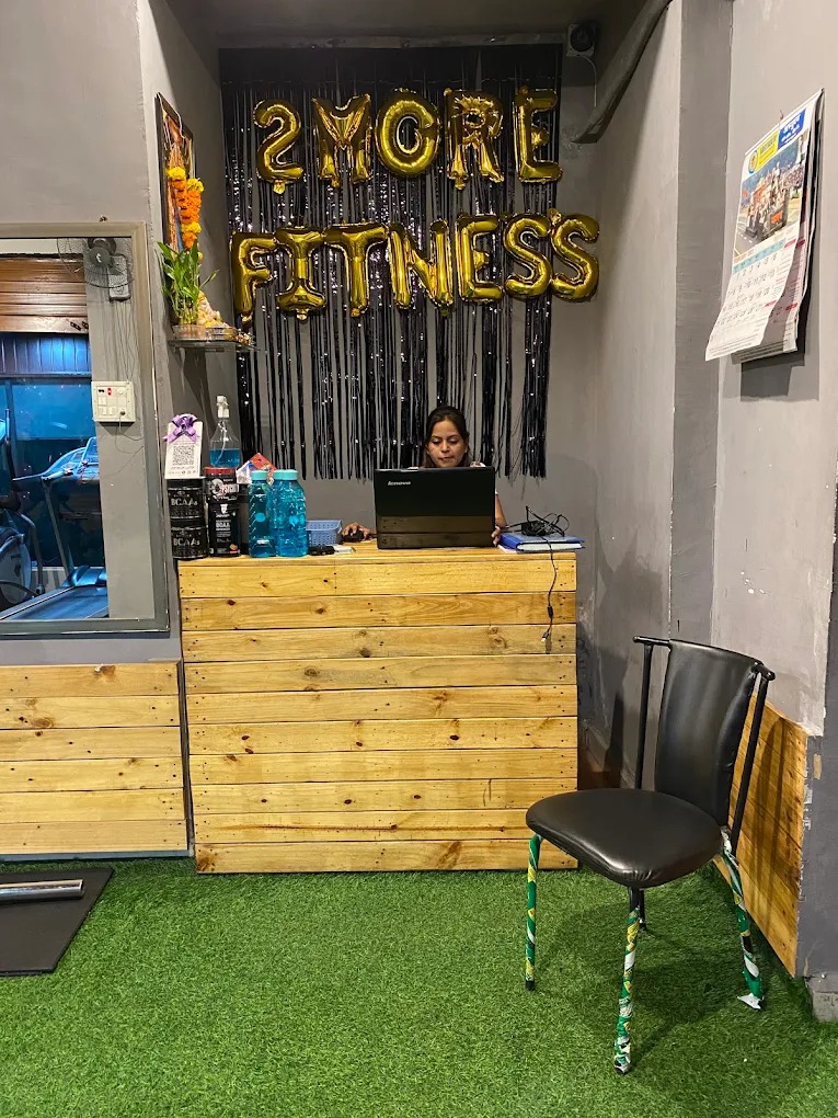 2 MORE FITNESS Authentic Reception Desk & Nutrition Supplement Counter