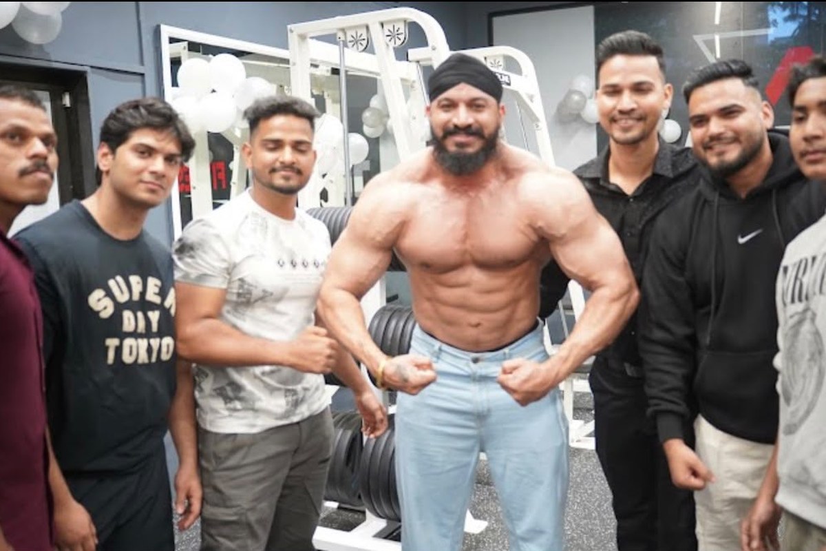 Aesthetic Fitness Certified Trainers and Bodybuilding Coaches