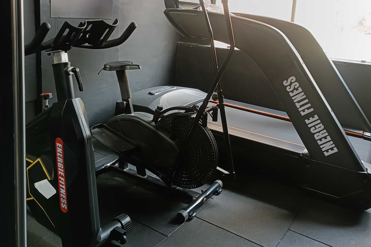 Body Garage Cardio Treadmill Elliptical Deck