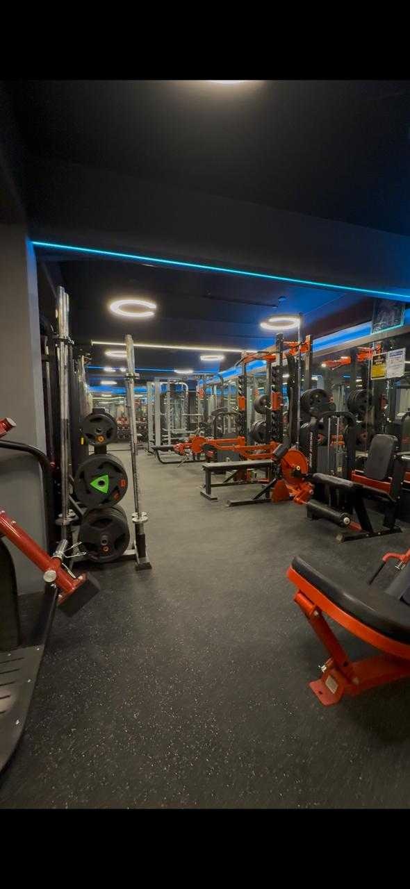 BODY POWER GYM Strength Floor Corridor & Halo Lights