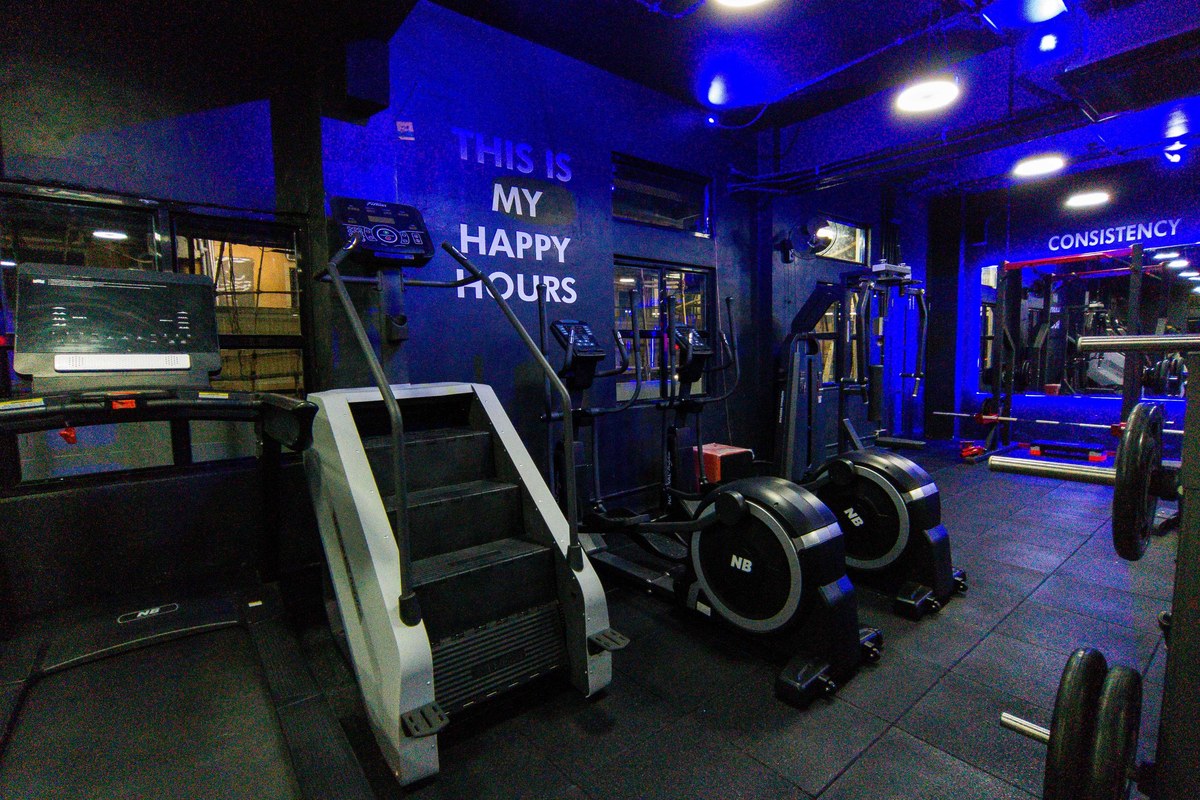 FIRST STEP FITNESS Commercial Stairmaster & Conditioning Floor