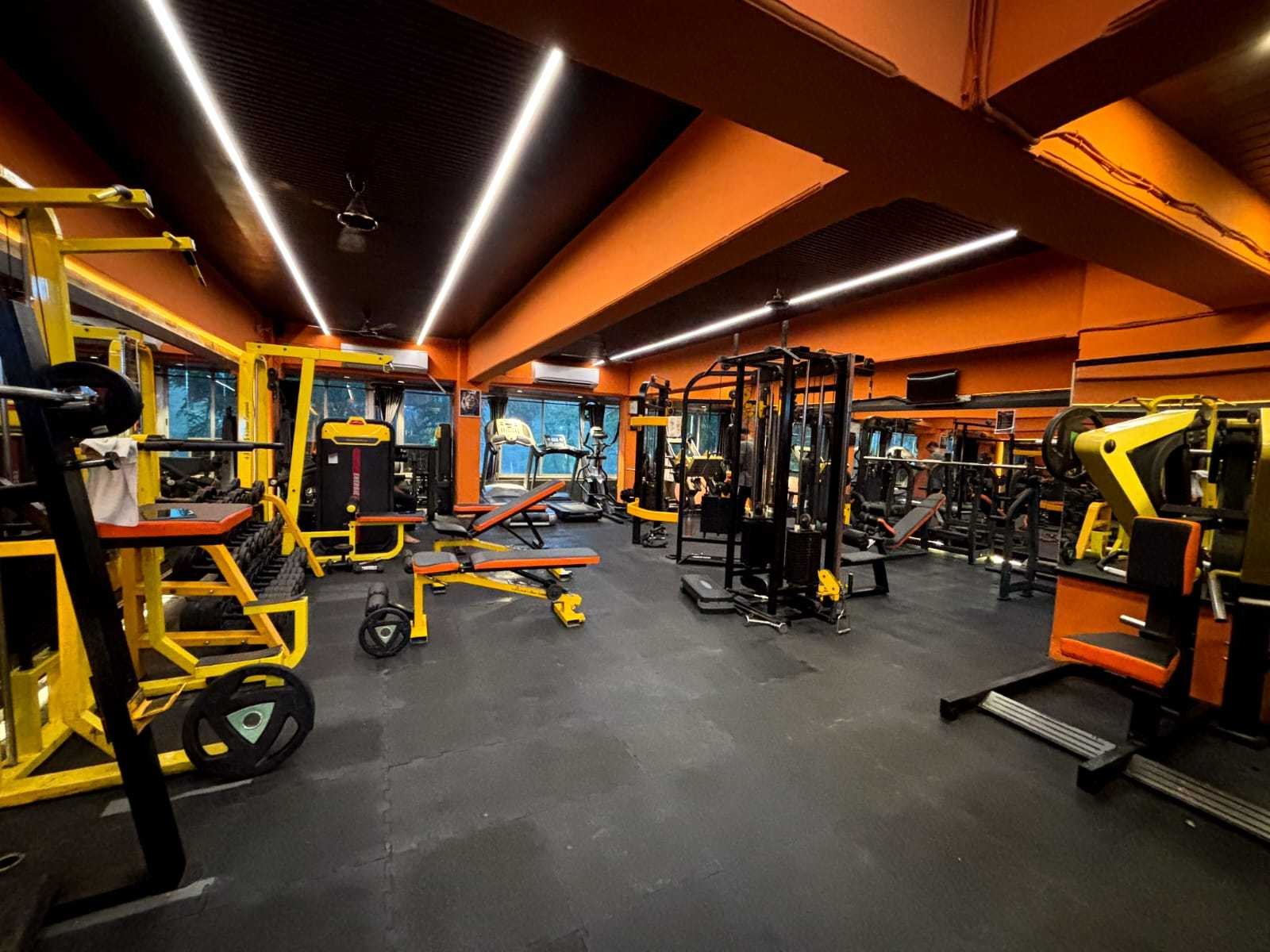 Fit Life Fitness Cardio Deck, Treadmills & Squat Zone
