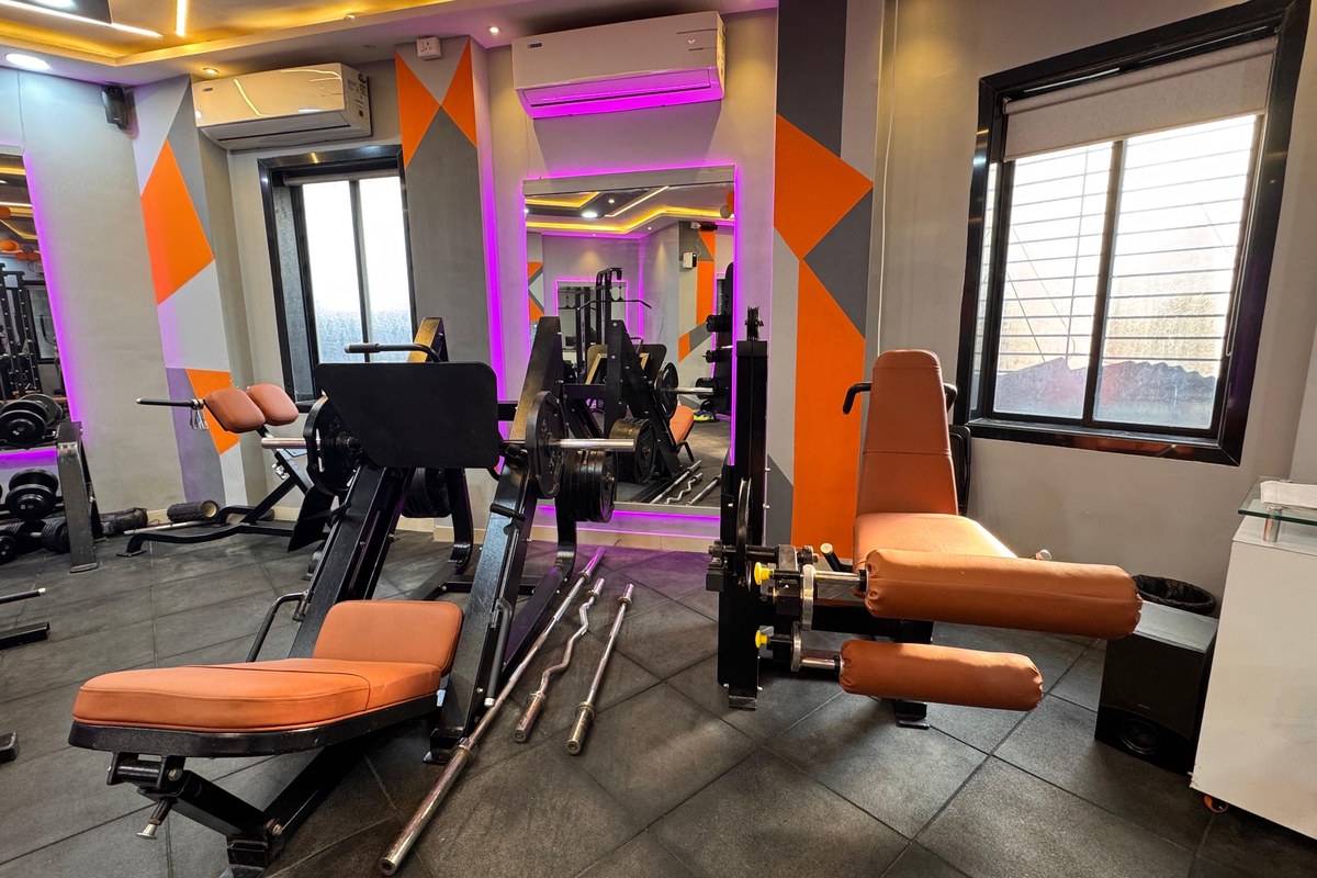 Heavy 45-Degree Leg Press and Leg Extension Station at Fitsoul