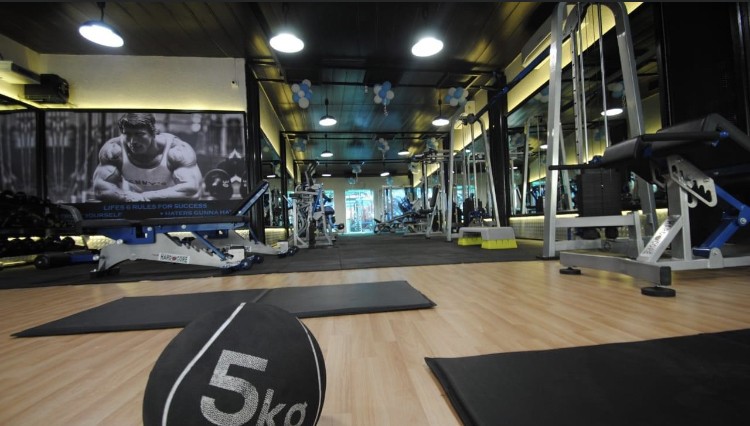 G9 FITNESS CENTRES