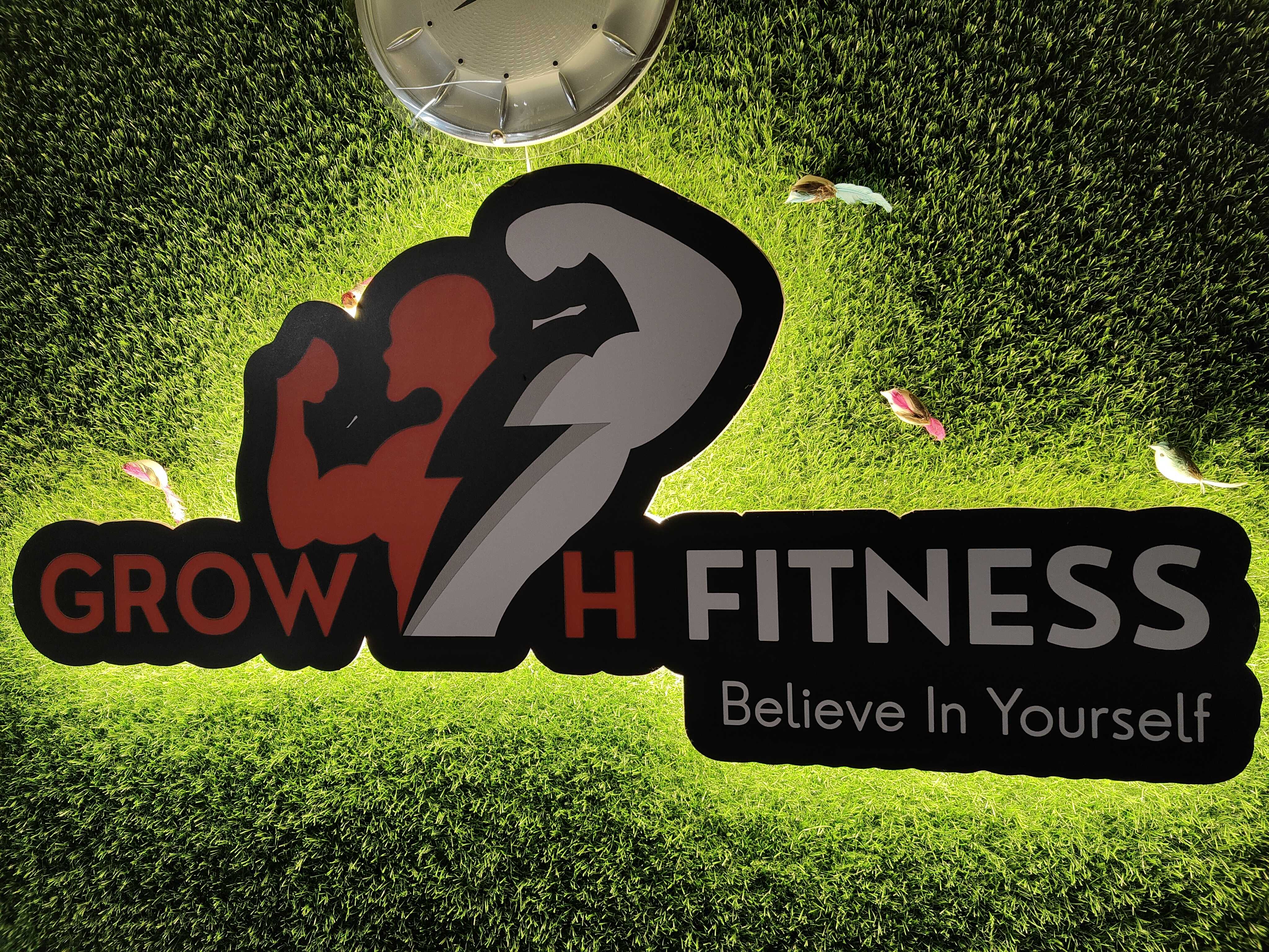 GROWTH FITNESS Logo