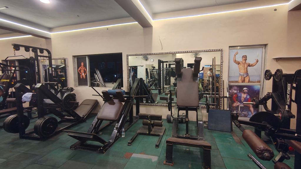JD FITNESS Olympic Barbell Stations, Squat Racks & Benches