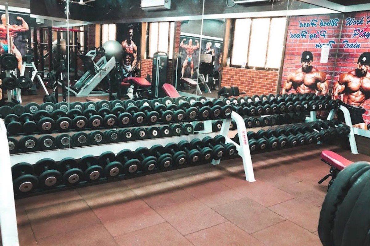 Heavy Free Weight Bodybuilding Zone with Brick Wall Graphic