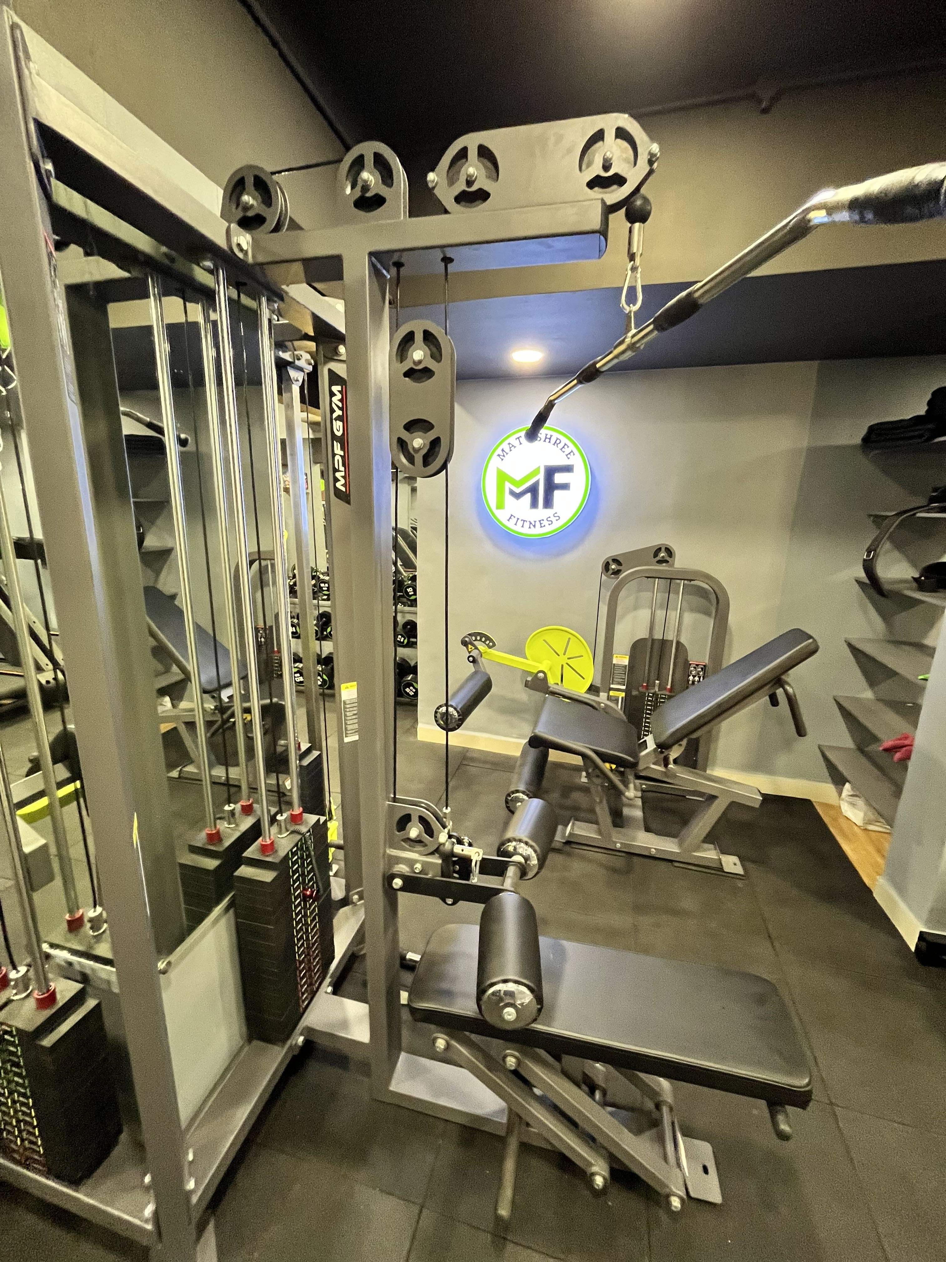 Matoshree Fitness Lat Pulldown & Leg Extension Machines