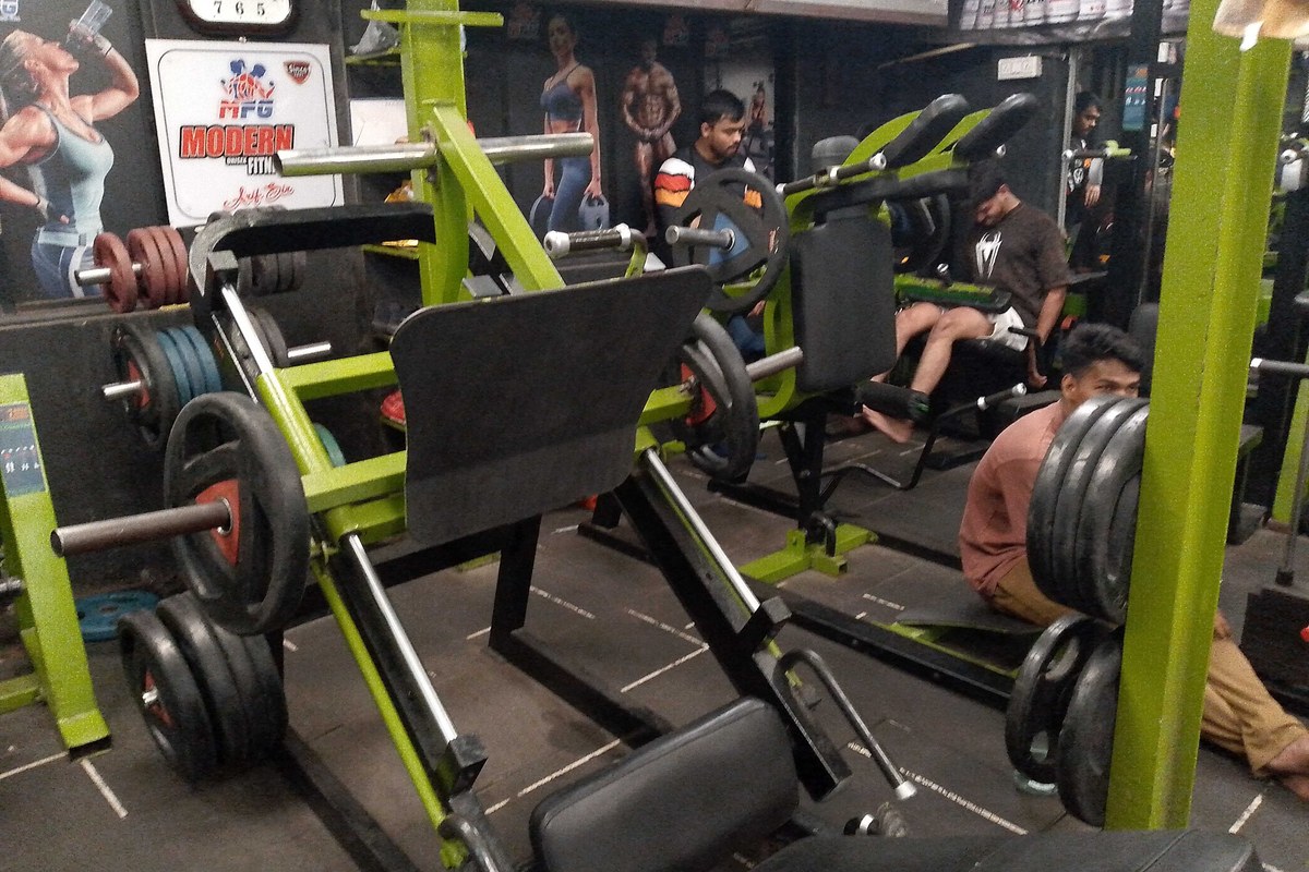 45-Degree Plate-Loaded Leg Press and Lower Body Strength Machines