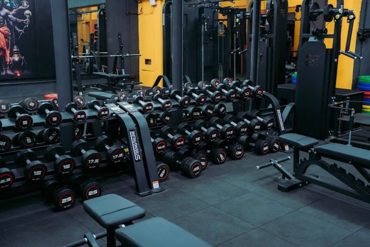 StrengthLine Polyurethane Dumbbell Tiers up to 45kg and Olympic Bumper Plates