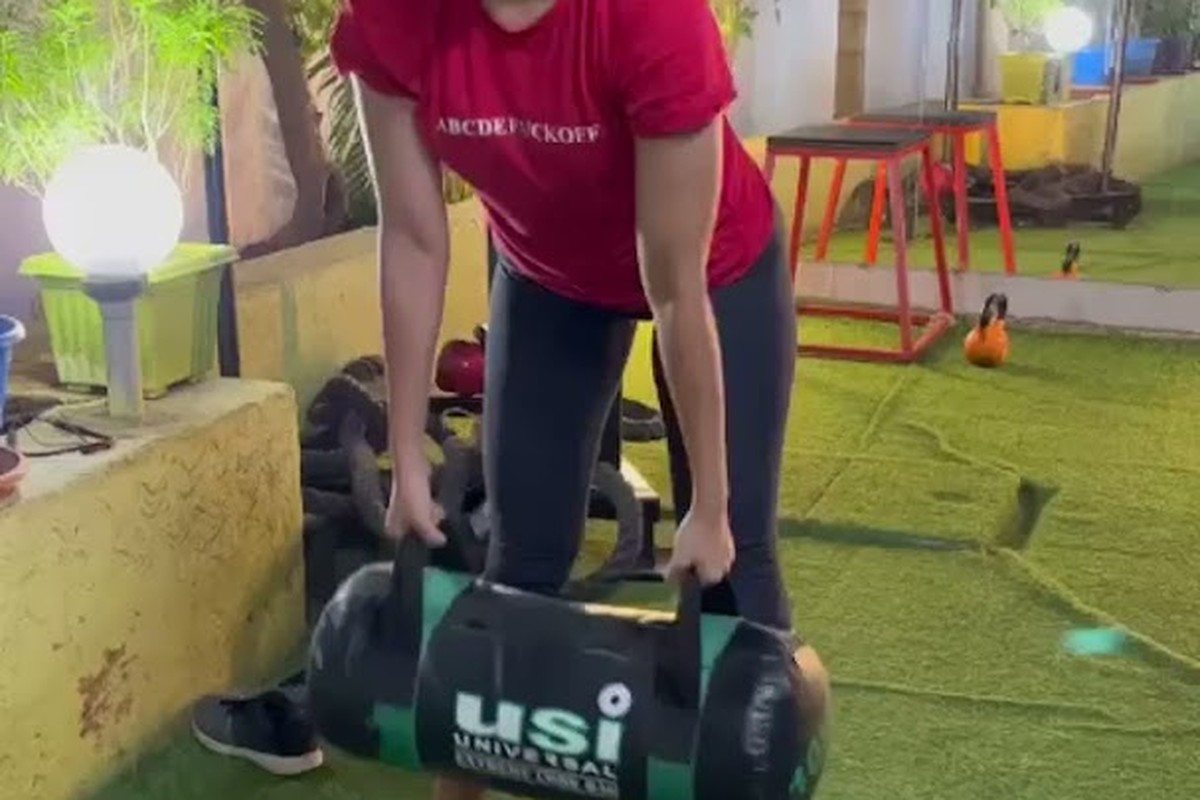 Outdoor Functional HIIT Conditioning with Sandbags and Plyo Boxes