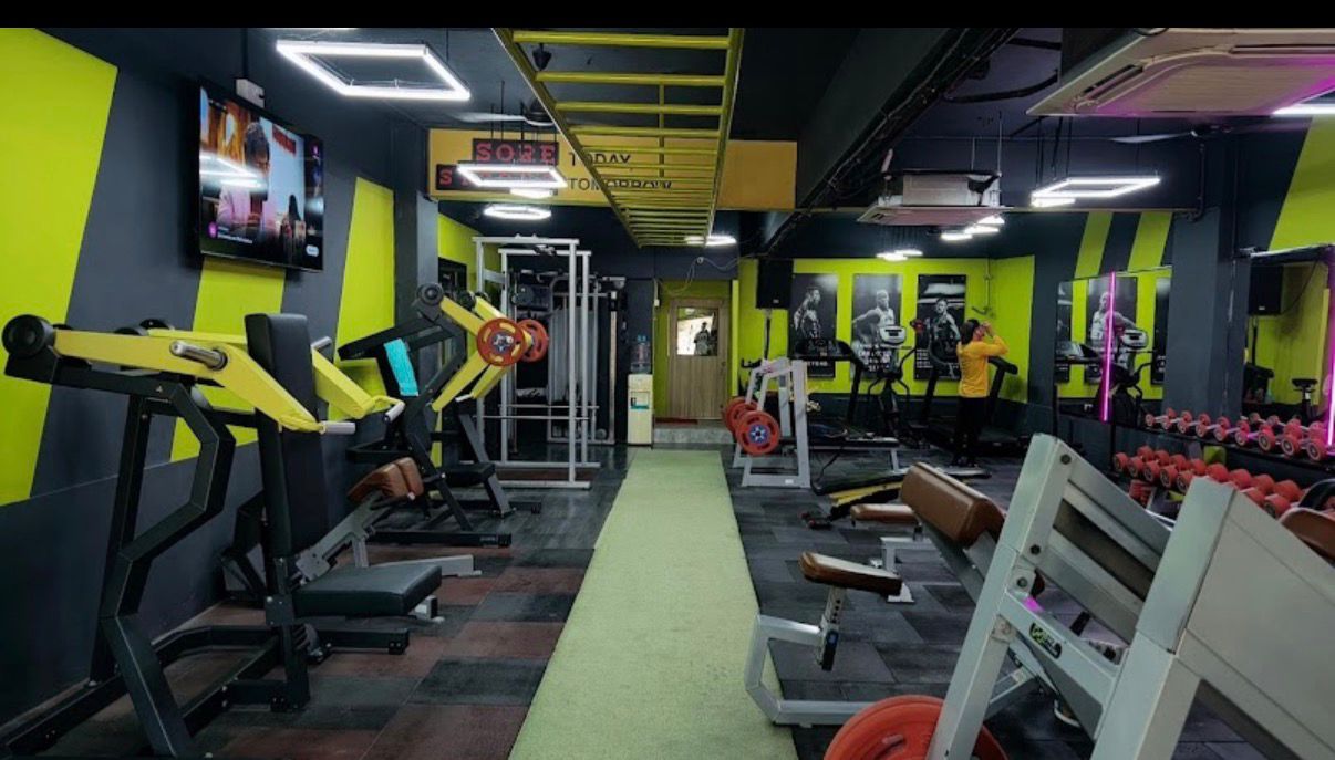 Reflex Fitness Studio Training Floor