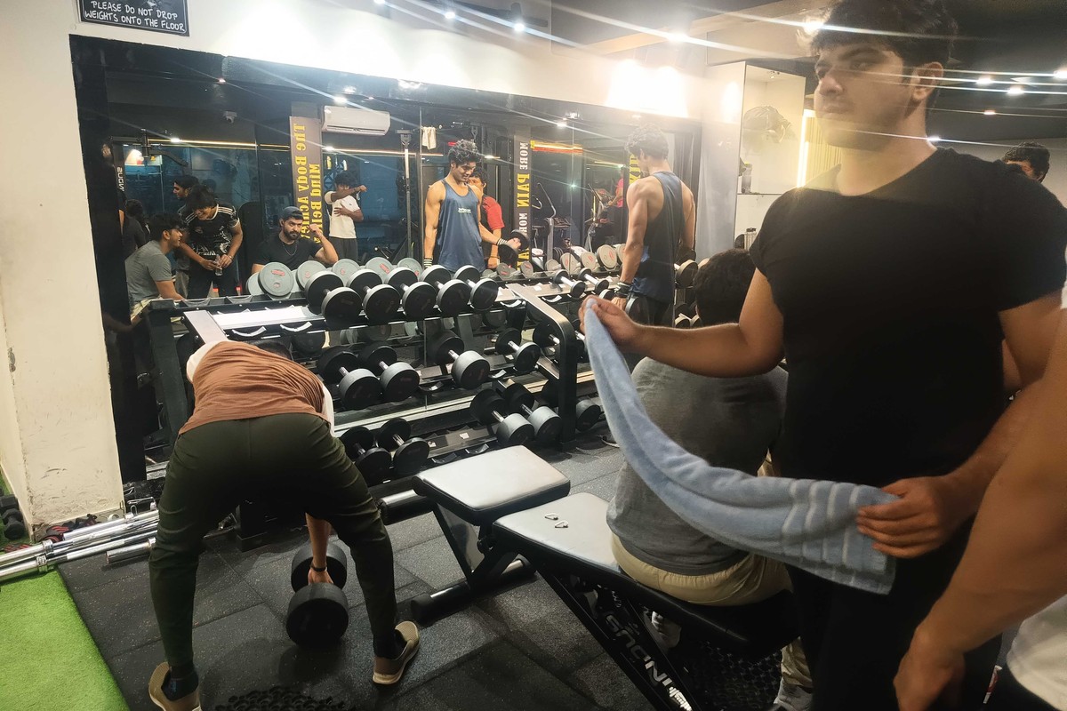 Dumbbell Bay and Adjustable Incline Benches with Mirror Wall