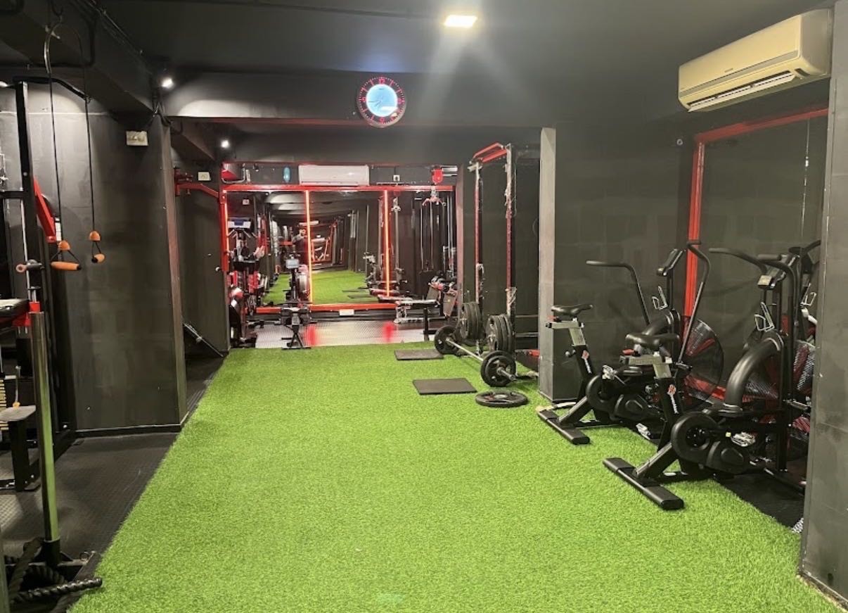 THE ENERGY HUB Cardio Deck and Treadmills