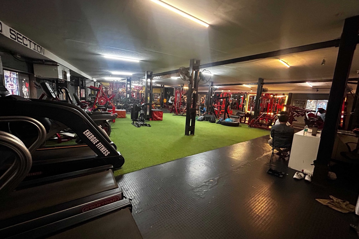 THE RAW GYM