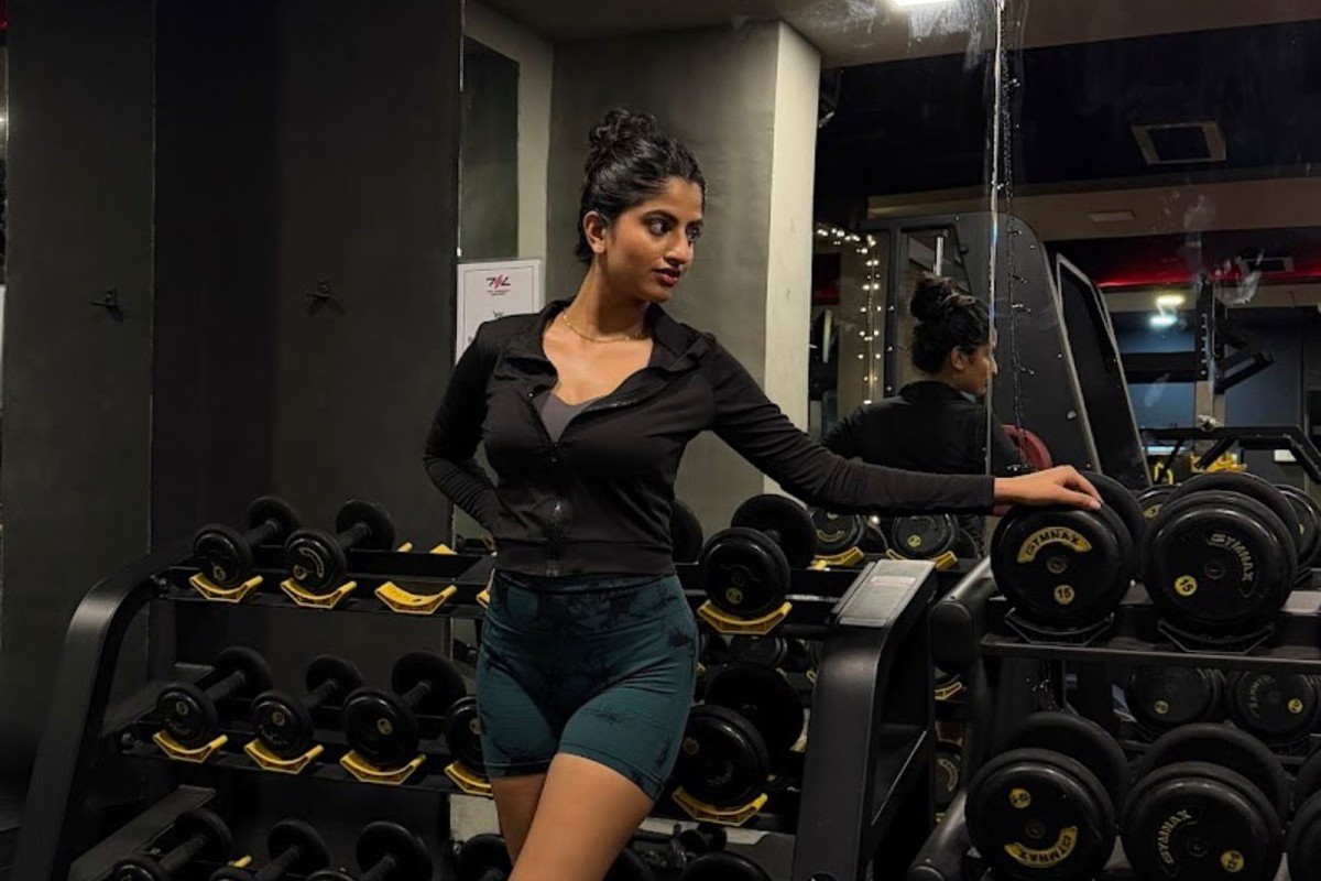 3-Tier Dumbbell Racks and Free Weights Zone