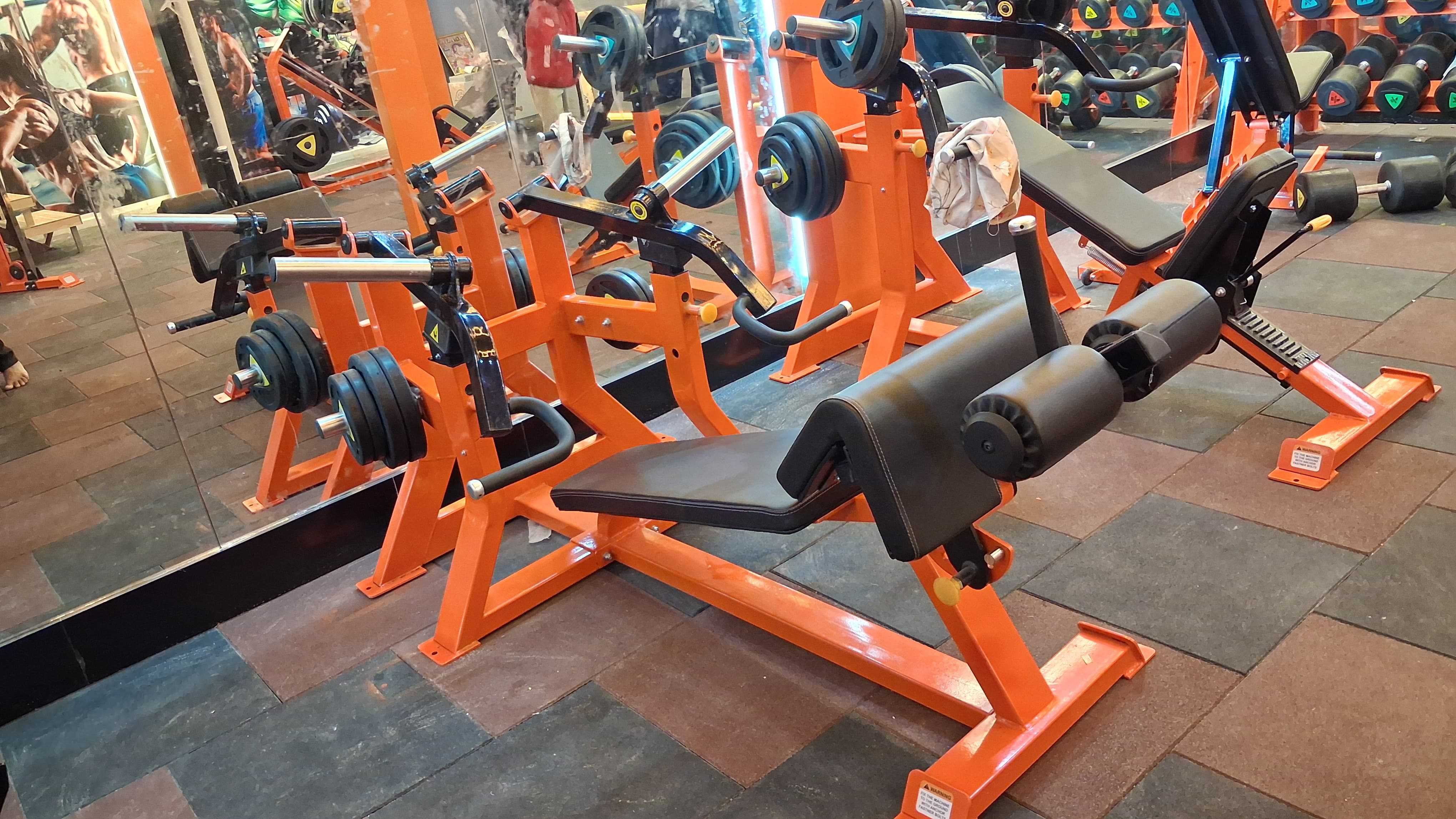 UNICORN FITNESS Strength Equipment & Leg Isolation Stations