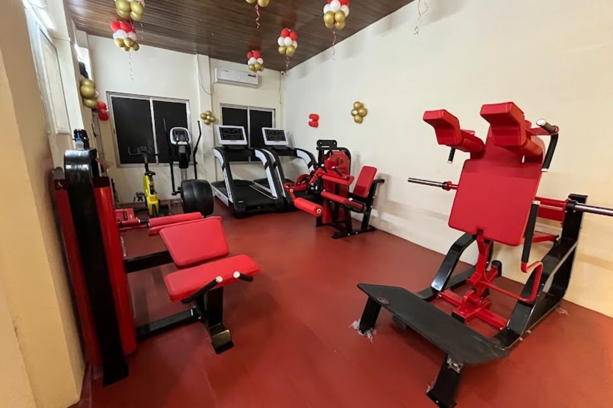 Cardio Deck with Motorized Treadmills, Spin Bikes and Hack Squat Machine